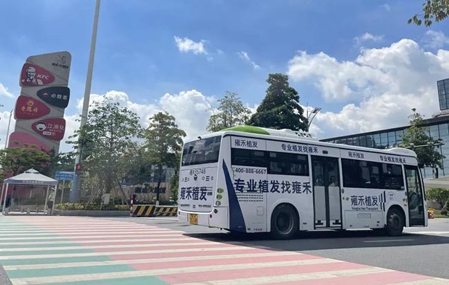 雍禾植發(fā)佛山公交車廣告3